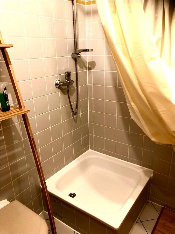 Das Kleine Liesl In Der Neustadt Dresden Luaran gambar
